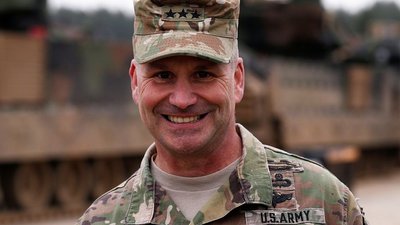 Спеціаліст по Росії: Байден призначив нового командувача силами НАТО у Європі