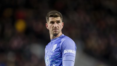 Кріс Мефам - головний конкурент Забарного за місце в основі "Борнмута" Кріс Мефам - головний конкурент Забарного за місце в основі "Борнмута"