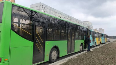До Запоріжжя погодили організацію "зеленого коридору" з Енергодара, Дніпрорудного та Василівки До Запоріжжя погодили організацію "зеленого коридору" з Енергодара, Дніпрорудного та Василівки