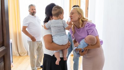 Віддають дітям всю свою любов та тепло: історія патронатних вихователів на Закарпатті Віддають дітям всю свою любов та тепло: історія патронатних вихователів на Закарпатті