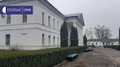 Працівникам спецлікарні на Сумщині завинили 16,5 мільйонів гривень зарплати