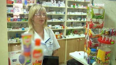 Нашестя комарів: чому їх так багато та як боротись із укусами