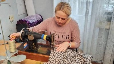 Закуповують дрова, овочі та допомагають робити консервацію. Сумський центр "Берегиня" готує своїх підопічних до зими Закуповують дрова, овочі та допомагають робити консервацію. Сумський центр "Берегиня" готує своїх підопічних до зими