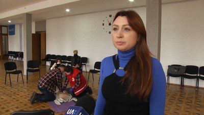 Працівники Житомирської філії Суспільного вчилися надавати першу домедичну допомогу Працівники Житомирської філії Суспільного вчилися надавати першу домедичну допомогу