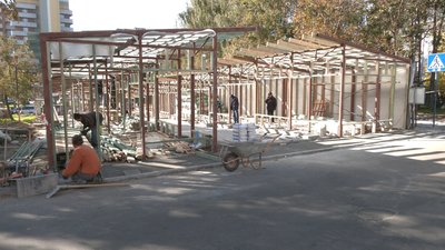У Рівному ДАБК перевірить будівництво біля супермаркету на Київській У Рівному ДАБК перевірить будівництво біля супермаркету на Київській