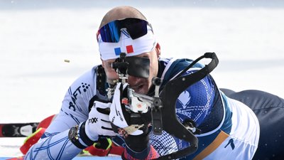 Емільєн Жаклен у масстарті на етапі Кубка світу в Контіолахті