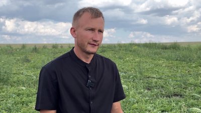 “Цього року я вже кавунів наївся”: волинянин про те, як вирощує баштани “Цього року я вже кавунів наївся”: волинянин про те, як вирощує баштани