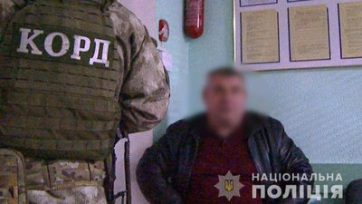 "Вибивали неіснуючі борги": у Вінниці затримали злочинне угрупування "Вибивали неіснуючі борги": у Вінниці затримали злочинне угрупування