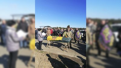 На Чернігівщині попрощалися з трьома захисниками, які загинули на Донечинні На Чернігівщині попрощалися з трьома захисниками, які загинули на Донечинні