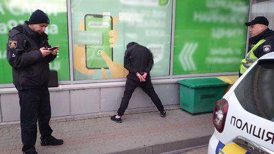 Поліція, розбій, кримінал, підозра, затримання, сім-картки