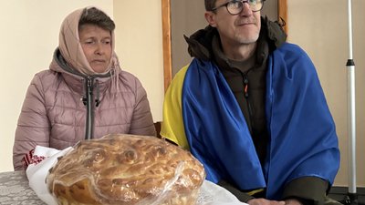 Зустріч звільненого з російського полону захисника Юрія Дмитрієва