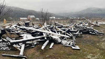 У селі на Закарпатті рятувальники ліквідували пожежу