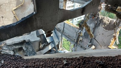 У Харкові демонтували верхні поверхи висотки, яку обстрілювала армія РФ