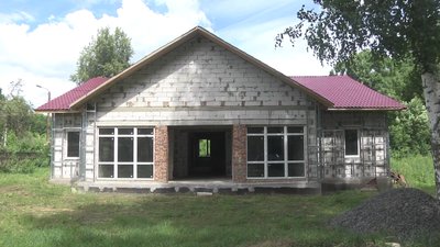 Недобудована амбулаторія в селі Грем’яч Недобудована амбулаторія в селі Грем’яч