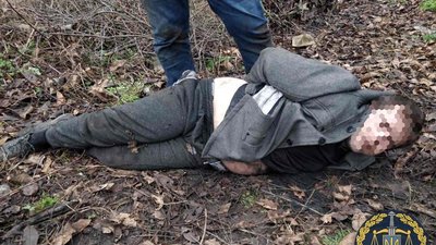 Справу чоловіка, який поранив ножем поліцейського, передали до суду Справу чоловіка, який поранив ножем поліцейського, передали до суду