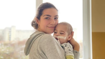Лікарі видалили 3-см пухлину мозку однорічної дитини під час обстрілу, коли Львів був знеструмлений Лікарі видалили 3-см пухлину мозку однорічної дитини під час обстрілу, коли Львів був знеструмлений