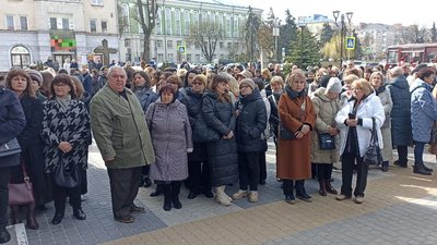 Учасники вшанування пам'яті загиблого Любомира Крупи Учасники вшанування пам'яті загиблого Любомира Крупи
