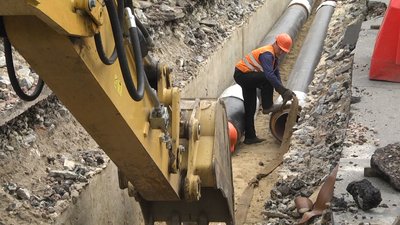У Житомирі на Пушкінській міняють труби – оновлять півтори сотні метрів теплотраси