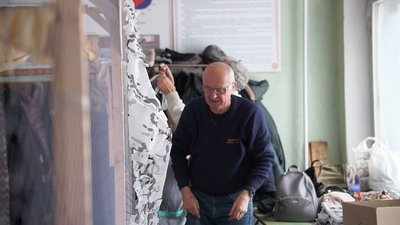 "Ми не можемо зупинитись, бо там хлопці на фронті". Сумські волонтери розповіли як допомагають воїнам "Ми не можемо зупинитись, бо там хлопці на фронті". Сумські волонтери розповіли як допомагають воїнам