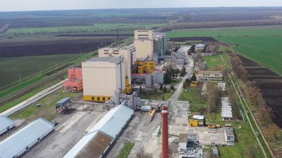Колись потужне підприємство, Дунаєвецький комбінат хлібопродуктів наразі майже збитковий. Фото: Суспільне. Поділля. Колись потужне підприємство, Дунаєвецький комбінат хлібопродуктів наразі майже збитковий. Фото: Суспільне. Поділля.