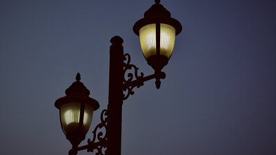 В одному з міст Одещини для економії електроенергії вимикають вуличне освітлення