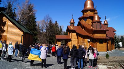 На Львівщині поховали загиблого на Донбасі 24-річного бійця-луганчанина На Львівщині поховали загиблого на Донбасі 24-річного бійця-луганчанина