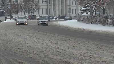 Стан дороги в центрі Полтави Стан дороги в центрі Полтави