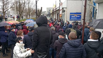 У Миколаєві продавці ринку "Колос" попри заборону вийшли працювати