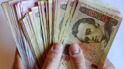 У травні волиняни отримали 50 % соцвиплат. Коли надійде решта коштів