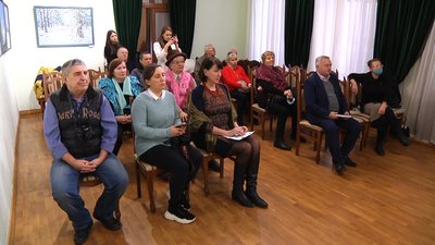 У Житомирі презентували енциклопедію екскурсійних маршрутів містом
