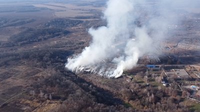 На Полтавщині за дві доби загасили менше половини площі загорання на сміттєзвалищі у Лубнах На Полтавщині за дві доби загасили менше половини площі загорання на сміттєзвалищі у Лубнах