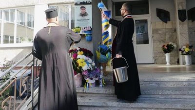 Відкриття меморіальної дошки Роману Корвацькому. Калуш, 22 травня