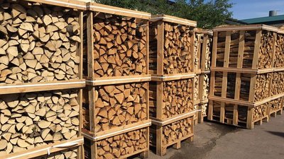 Державні підприємства лісової галузі Житомирщини готові забезпечити дровами населення та соціальну сферу Державні підприємства лісової галузі Житомирщини готові забезпечити дровами населення та соціальну сферу