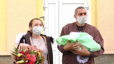 Із Миколаївського пологового будинку виписали породіллю, яка перехворіла Covid-19