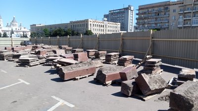 У Житомирі почали підготовку до встановлення 50-метрового флагштока із державним прапором У Житомирі почали підготовку до встановлення 50-метрового флагштока із державним прапором