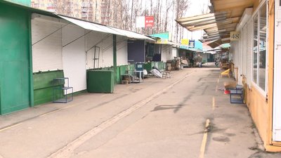 Ринок на Старокостянтинівському шосе. Фото: Суспільне Поділля