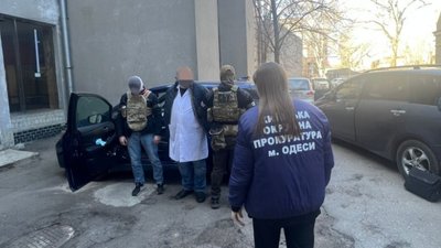 Одеського офтальмолога судитимуть у справі про хабар за оформлення відстрочки від призову
