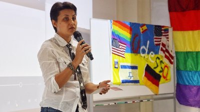 Про погрози, вигорання та мотивацію. Інтерв'ю з організаторкою "Одеса прайд" Анною Леоновою Про погрози, вигорання та мотивацію. Інтерв'ю з організаторкою "Одеса прайд" Анною Леоновою