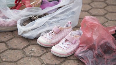 Книги, іграшки та одяг. У Чернівцях містяни могли принести та взяти безкоштовно речі Книги, іграшки та одяг. У Чернівцях містяни могли принести та взяти безкоштовно речі