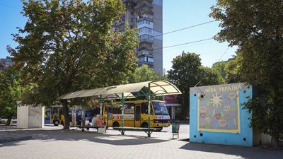 Удари безпілотниками по Білозерці, артобстріли передмістя Херсона. 1283 день війни: ситуація в Херсонській області