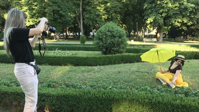 «Ми лікуємо цим себе і інших»: харків’янка влаштовує фотосесії для полтавців