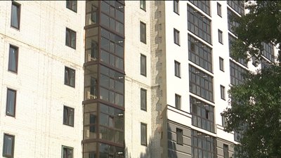 Смерть на будівництві: суд призначив покарання машиністу крана в Сумах Смерть на будівництві: суд призначив покарання машиністу крана в Сумах