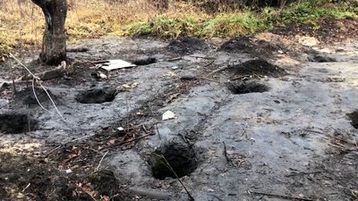 "Вагони горіли тиждень": як на Чернігівщині селяни навели вогонь на 50 цистерн та російську колону бронетехніки "Вагони горіли тиждень": як на Чернігівщині селяни навели вогонь на 50 цистерн та російську колону бронетехніки