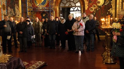 Загинув на Донеччині: у Житомирі попрощалися з військовим Анатолієм Беляком Загинув на Донеччині: у Житомирі попрощалися з військовим Анатолієм Беляком