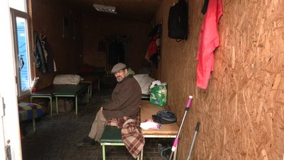 "Люди рятуються у цій кімнаті": як і де у Рівному гріються люди у скруті