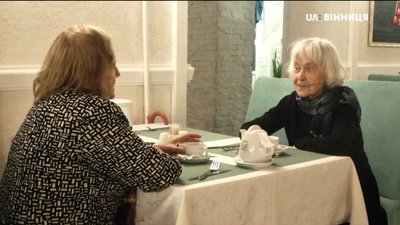 В 94 на підборах: найактивніша мешканка вінницького пансіонату