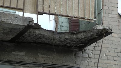 "Це знущання". У Запоріжжі жителі багатоповерхівки скаржаться на керуючу будинком компанію "Це знущання". У Запоріжжі жителі багатоповерхівки скаржаться на керуючу будинком компанію