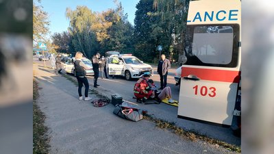 У Чернігові на Кільцевій збили школярку У Чернігові на Кільцевій збили школярку