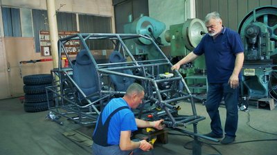Для спеціальних операцій та евакуації: баггі вінницьких винахідників "служать" у війську