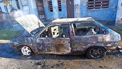 Загорівся під час руху: на Мукачівщині гасили пожежу в автомобілі